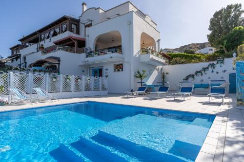 Crotone Bed & Breakfast | Almaré B&B