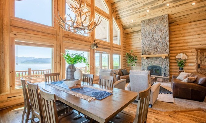 Island Park Cabin | Almost Heaven ~ Stunning Lake views, Firepit