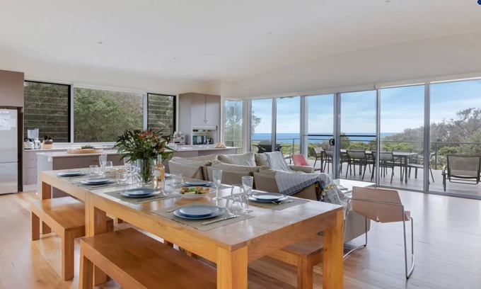 Culburra Beach House | Aloha – absolute beachfront house