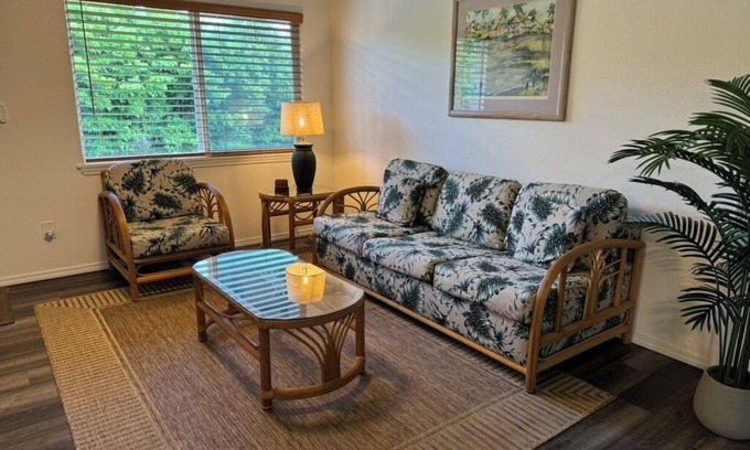 Ainaloa House | Aloha Hale - 3-bedroom house in tropical Pāhoa near Hilo