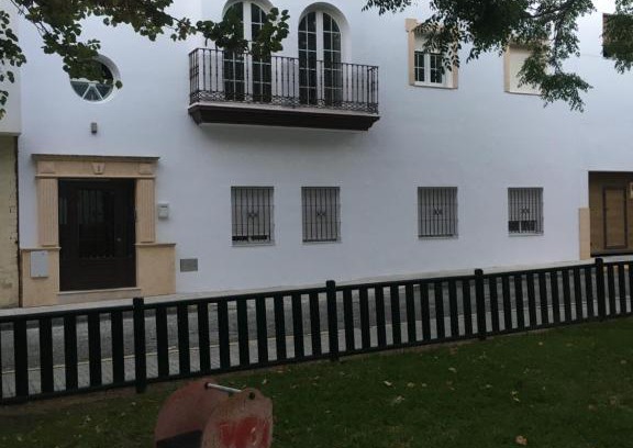Conil de la Frontera City Center Hotel | Alojamiento Saturno 1