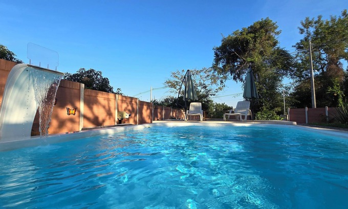 Paraguari Hotel | Alpinas Kamba
