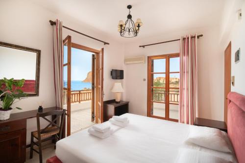Monemvasia Apartment | Alta Vista Studios - ex Lekka's House