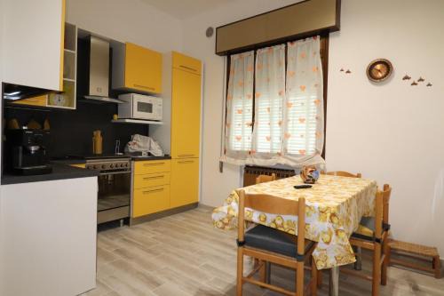 Bolognina Apartment | Am Liv' (mi alzo)