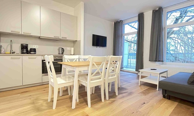 Amberg Apartment | (AM1056) Modern fitter's apartment