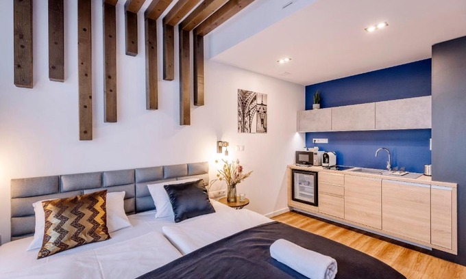 Gyor Apartment | Amadé Apartmanok 2