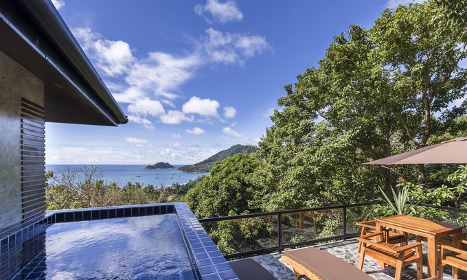 Koh Tao Villa | Amazing 3-Bedroom, Sea View Villa