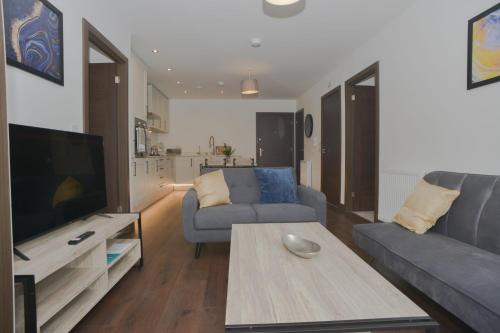 Southend-on-Sea Apartment | Amazing Central Southend,2-bedroom flat,10th floor