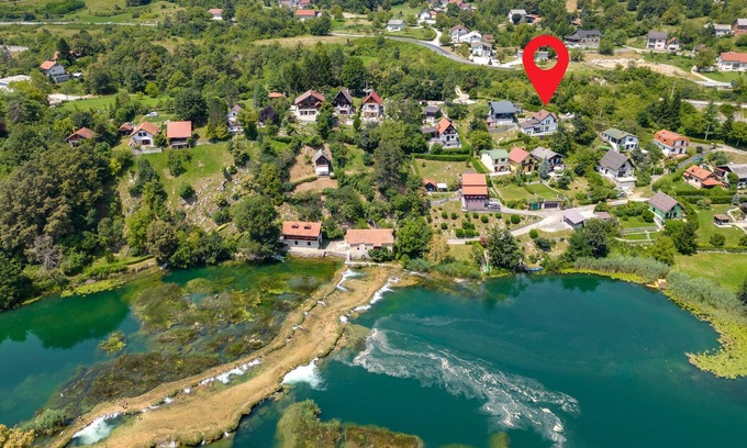 Duga Resa House | Amazing home in Donji Zvecaj with WiFi