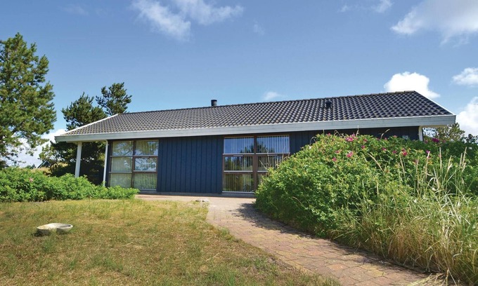 Rindby Strand House | Amazing home in Fanø with kitchen