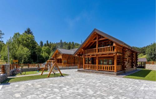 Sarsoni House | Amazing Home In Fuzine With Sauna