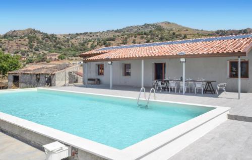 Gaggi House | Amazing Home In Gaggi With Wifi