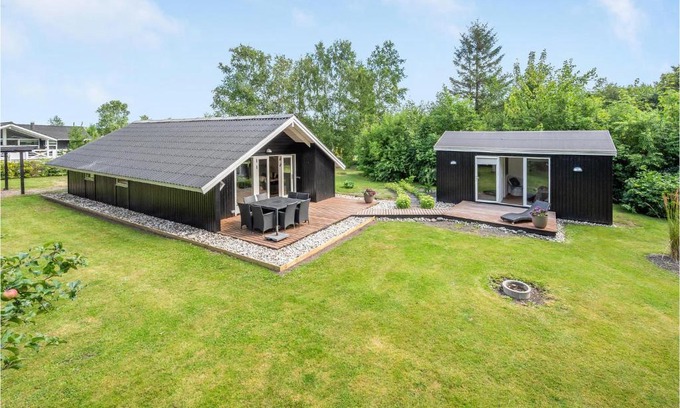 Jegum House | Amazing Home In Oksbøl With Sauna