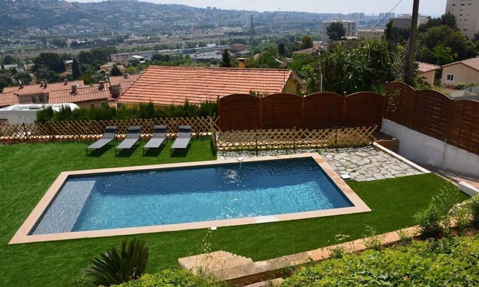 Saint-Laurent-du-Var Apartment | Amazing new 3 rooms - WIFI - AIRCON - SWIMMING POOL - GARDEN