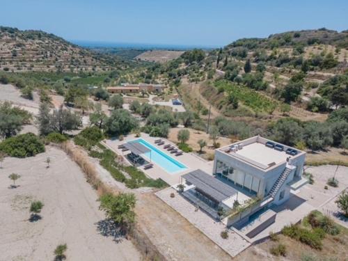 Avola Villa | Amazing property of 2 villas on a land sea view