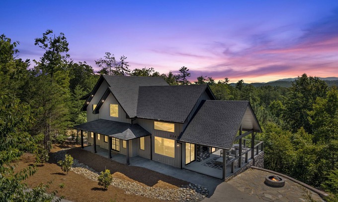 Gatlinburg - Pigeon Forge Cabin | Amazing Views, Indoor Pool, Basketball Hoop, Hot Tub, Pool & Poker Table
