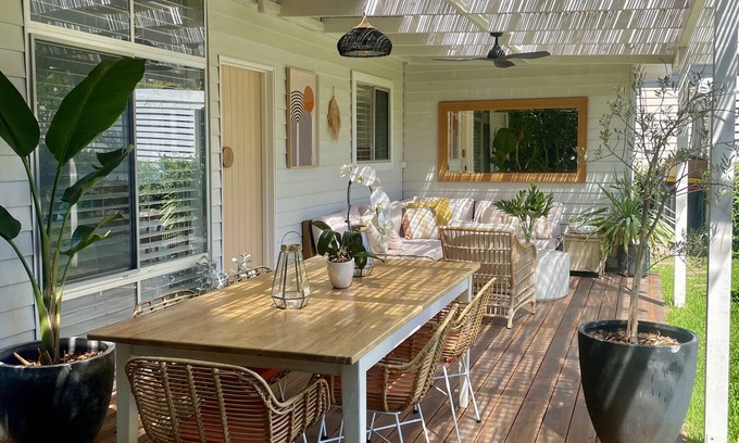 Bilgola Beach House | Amazing Views, Pool, Private Charming Beach Cottage