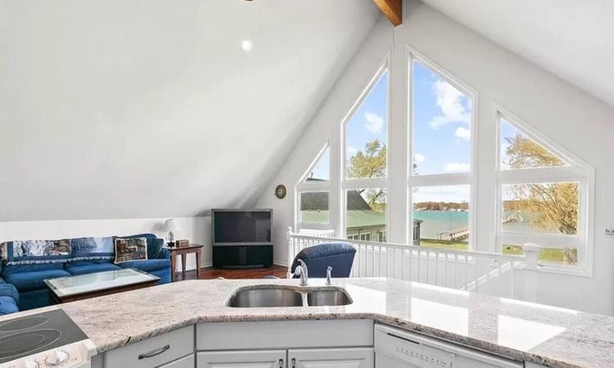 Harsens Island House | Amazing water views overlooking the North Channel