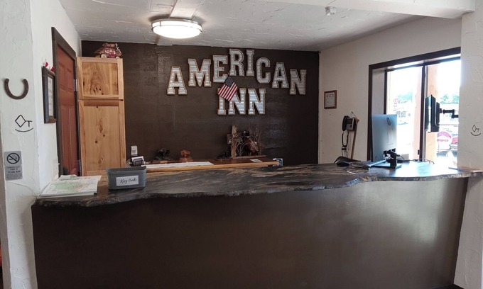 Murdo Hotel | American Inn