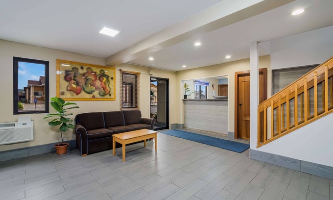 Fargo Hotel | Americas Best Value Inn Fargo