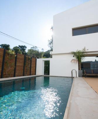 Vari Villa | Amuse Athens Villa