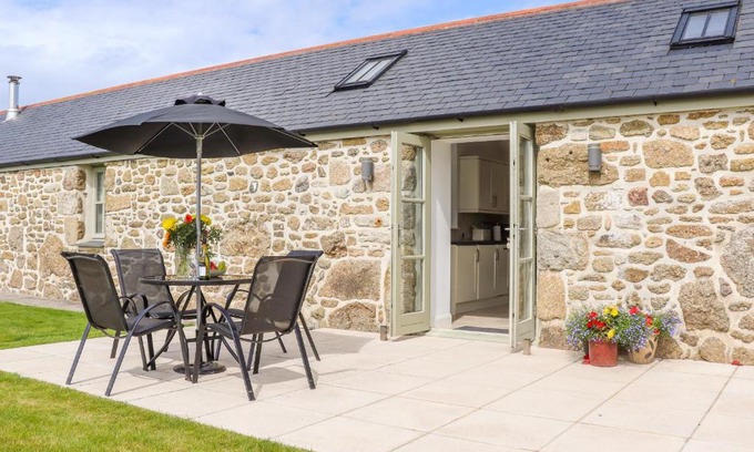 Crows-an-wra House | An Garth