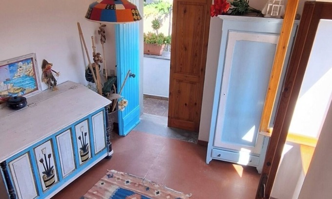 Pontecorvo House | An oil mill renovated as a cottage located in a hamlet surrounded by greenery.