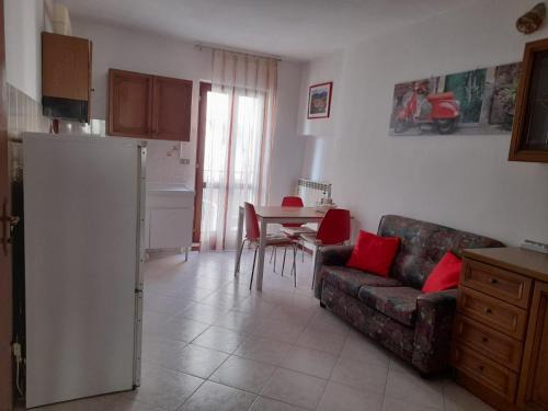 Fabriano Apartment | Analogic tour - San Donato