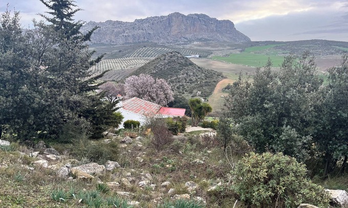 Antequera Cottage | Andalucían Serenity at El Torcál
