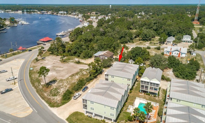 Carrabelle Condo | Anglers View 3 Bedroom 3 Bath Condo