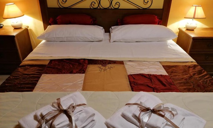 San Quirico d'Orcia Apartment | Anima d'Orcia - Ampio appartamento in pieno centro storico!