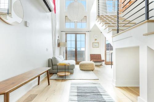Yamacraw Village Apartment | Annabelle 4A - New