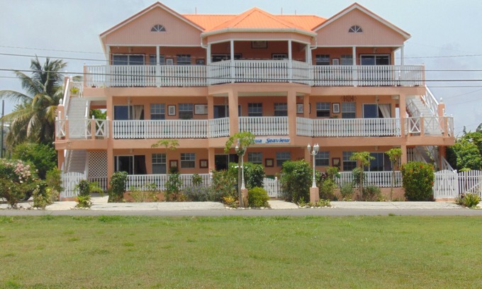 Runaway Bay Apartment | Antigua Seaview Oleander 3
