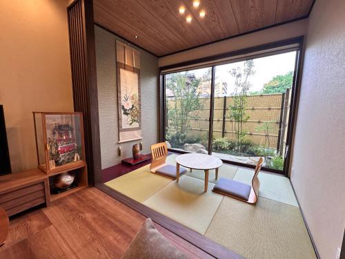 Hida Takayama Onsen Villa | Aoi Garden Takayama 5 minutes walk from Takayama Station Japanese modern style garden view