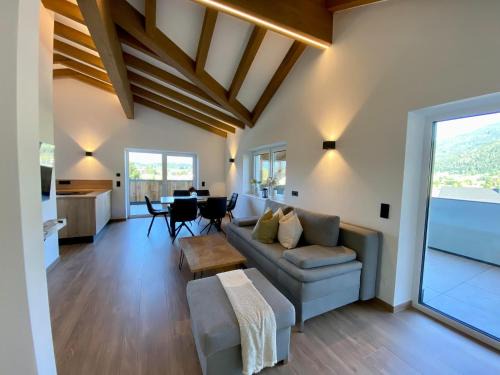 Saalfelden am Steinernen Meer Apartment | Apartment in Saalfelden near Ski Slopes