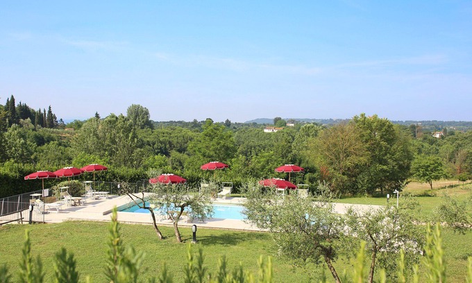 Fucecchio Apartment | Aparment Perfect for Families In Holiday Home With Pool, Park, Wi-Fi & Hammocks!