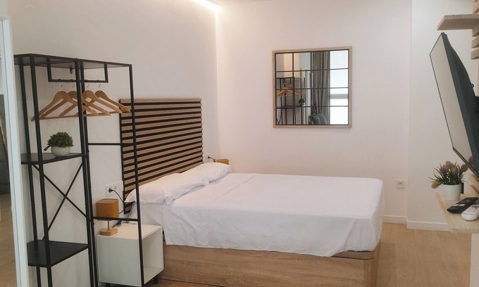 Poblats Maritims Apartment | Apart Nazareth 1