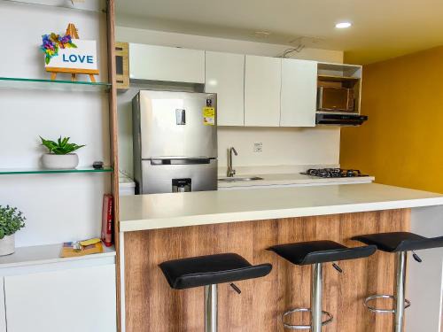 Guatape Apartment | Aparta Hotel Main avenue con parqueadero