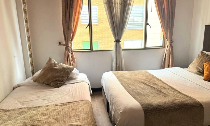 Fontibon Hotel | Aparta Hotel Oporto 83