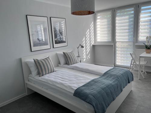 Dzierzoniow Apartment | APARTAMENT OŚ. JASNE 9C