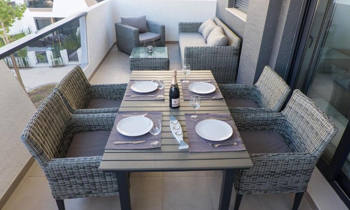 Los Arenales del Sol Apartment | Apartament Sophia