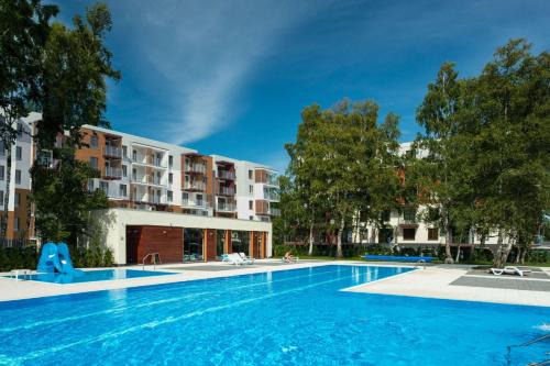Kolobrzeg Apartment | APARTAMENT Z BASENEM (OS. POLANKI)