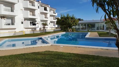 Areias de Sao Joao Apartment | Apartamento A11 - 800m da praia