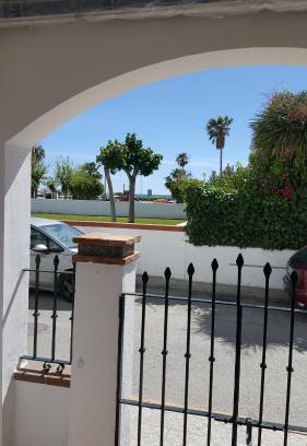 Conil de la Frontera City Center Apartment | Apartamento en planta baja con vistar al mar