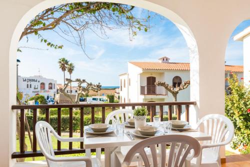 Sant Jaume Mediterrani Apartment | Apartamento Els Girasols
