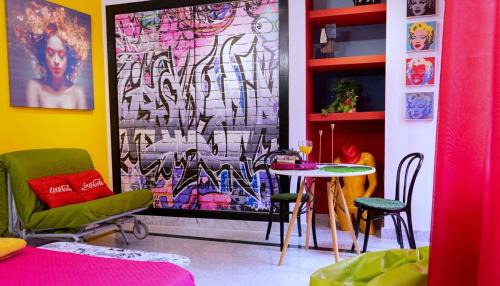 Centro Apartment | Apartamento POP-ART, junto a la Plaza Mayor, by My Home in Salamanca