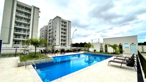 Planalto Apartment | Apartamento Premium com Piscina e Varanda Perto do Aeroporto