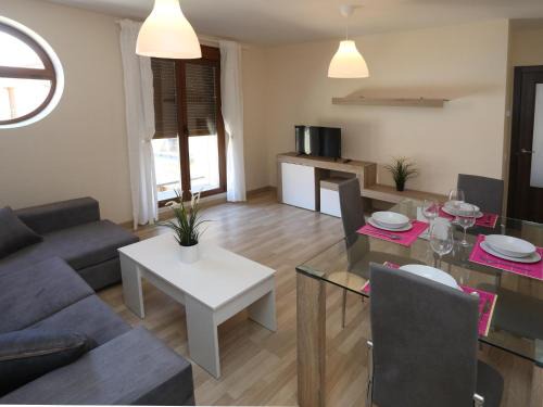 Arrabal Apartment | Apartamento turisticos Puente Romano P3 1-A