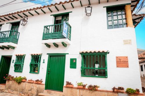 Villa de Leyva House | Apartamentos y Habitaciones Le Colibri - Villa de Leyva