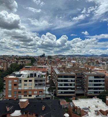 Santa Ana Apartment | Apartasuite Suite 2 Bogota